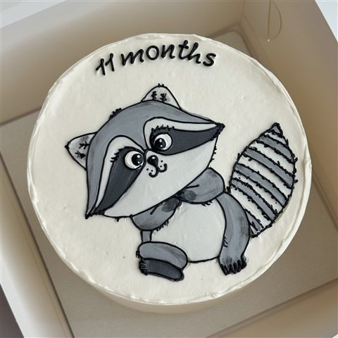 Vanilla Cake — Instagram