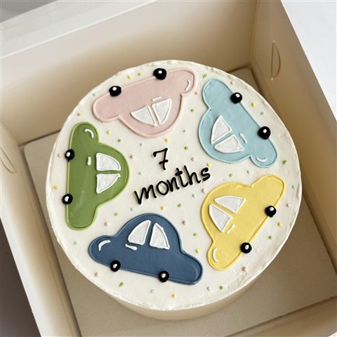 Vanilla Cake — Instagram