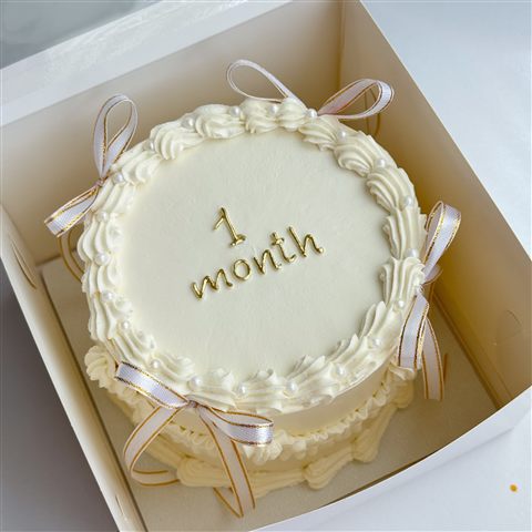 Vanilla Cake — Instagram