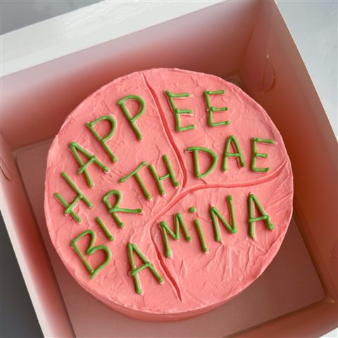 Vanilla Cake — Instagram