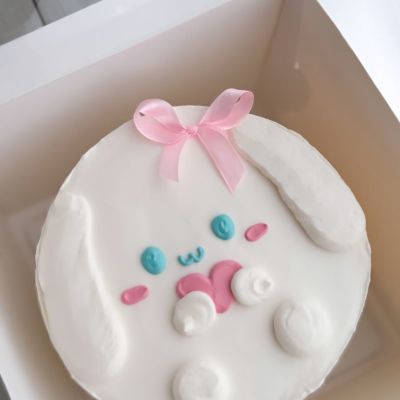 Kids bento cake «Ağ bant»
