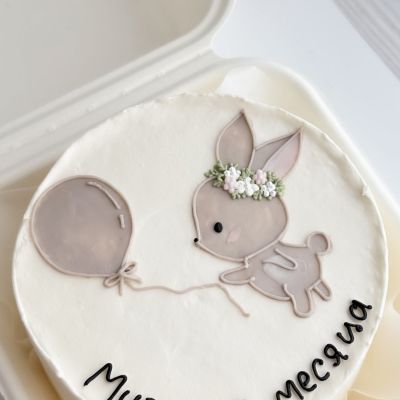 Uşaq bento tortu «Dovşan və şar»