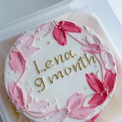 Uşaq bento tortu «Ləçəklər Lena 9 month»
